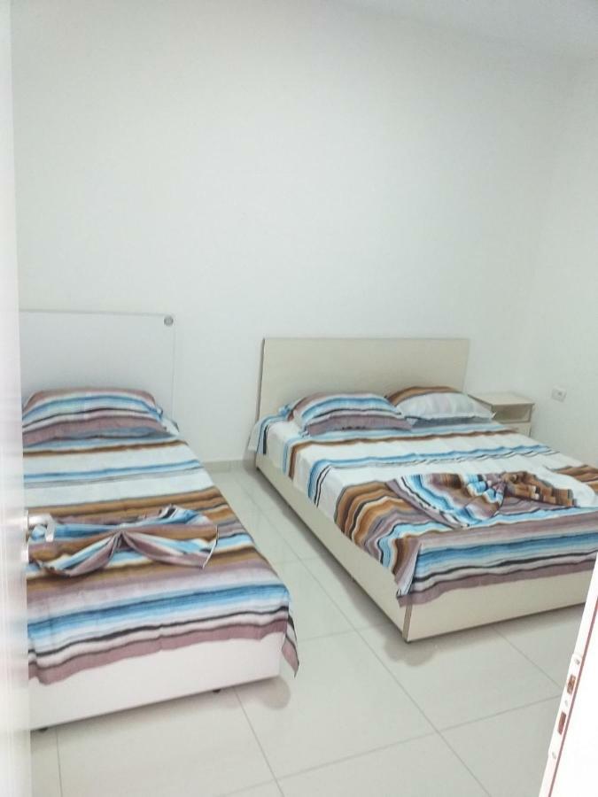 Flat Ergli Apartment Velipojë Екстериор снимка